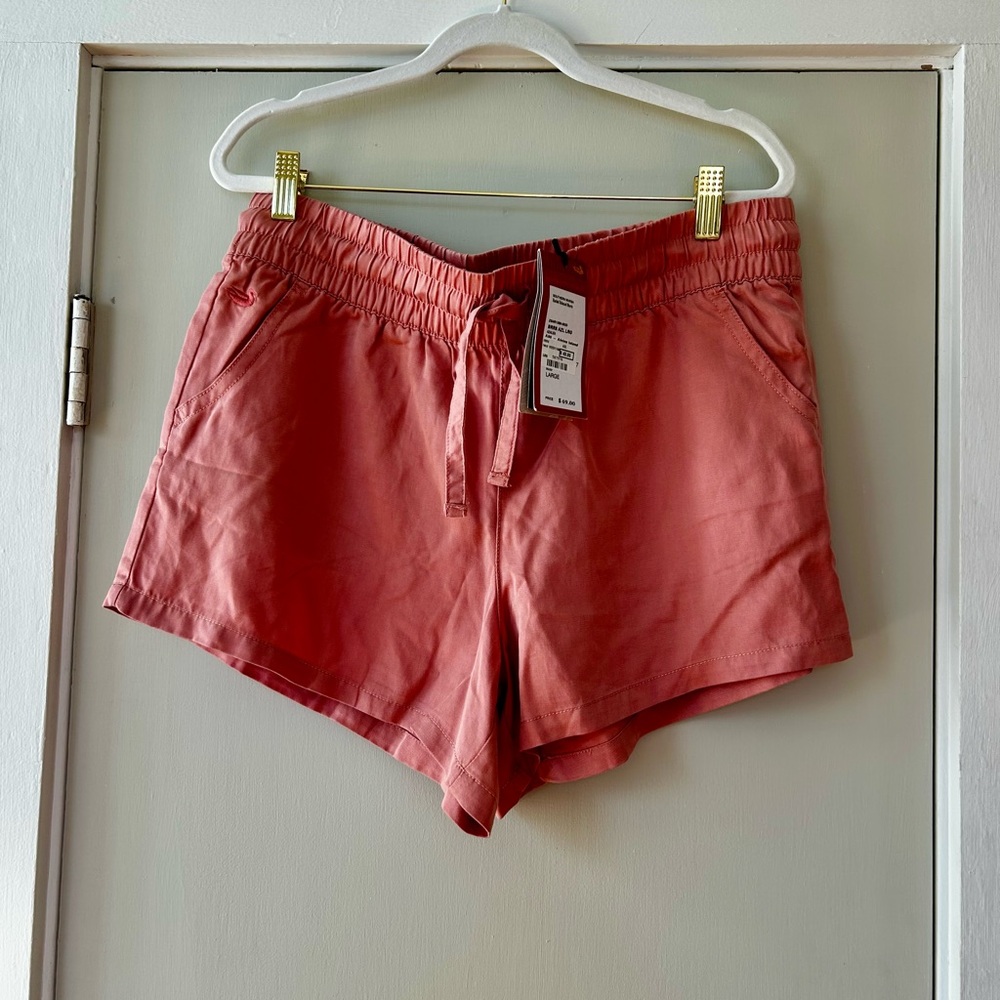 Southern Marsh High Coral Shorts